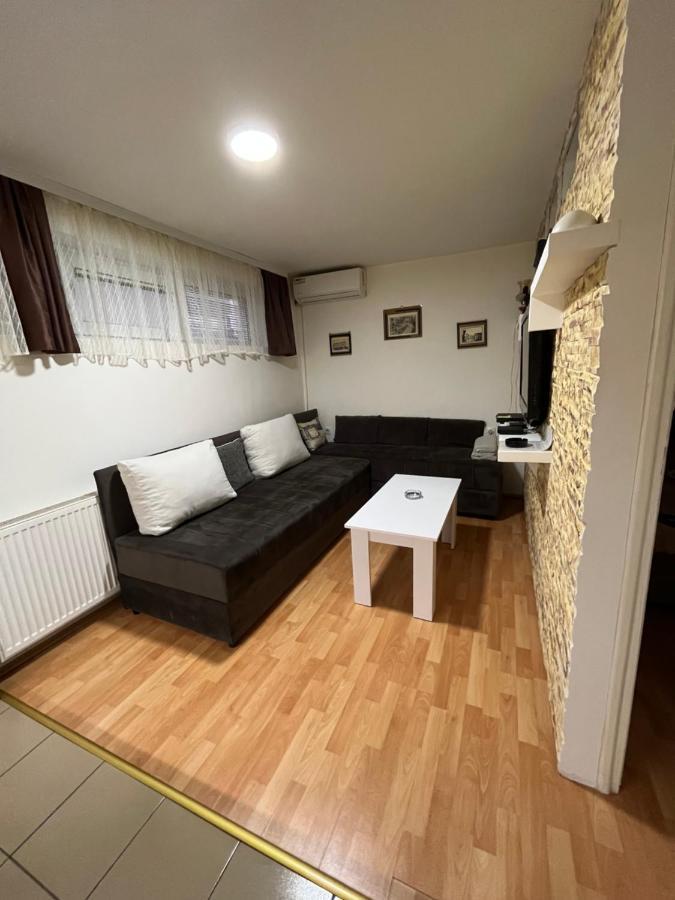Carapan Apartment Krusevac Ngoại thất bức ảnh