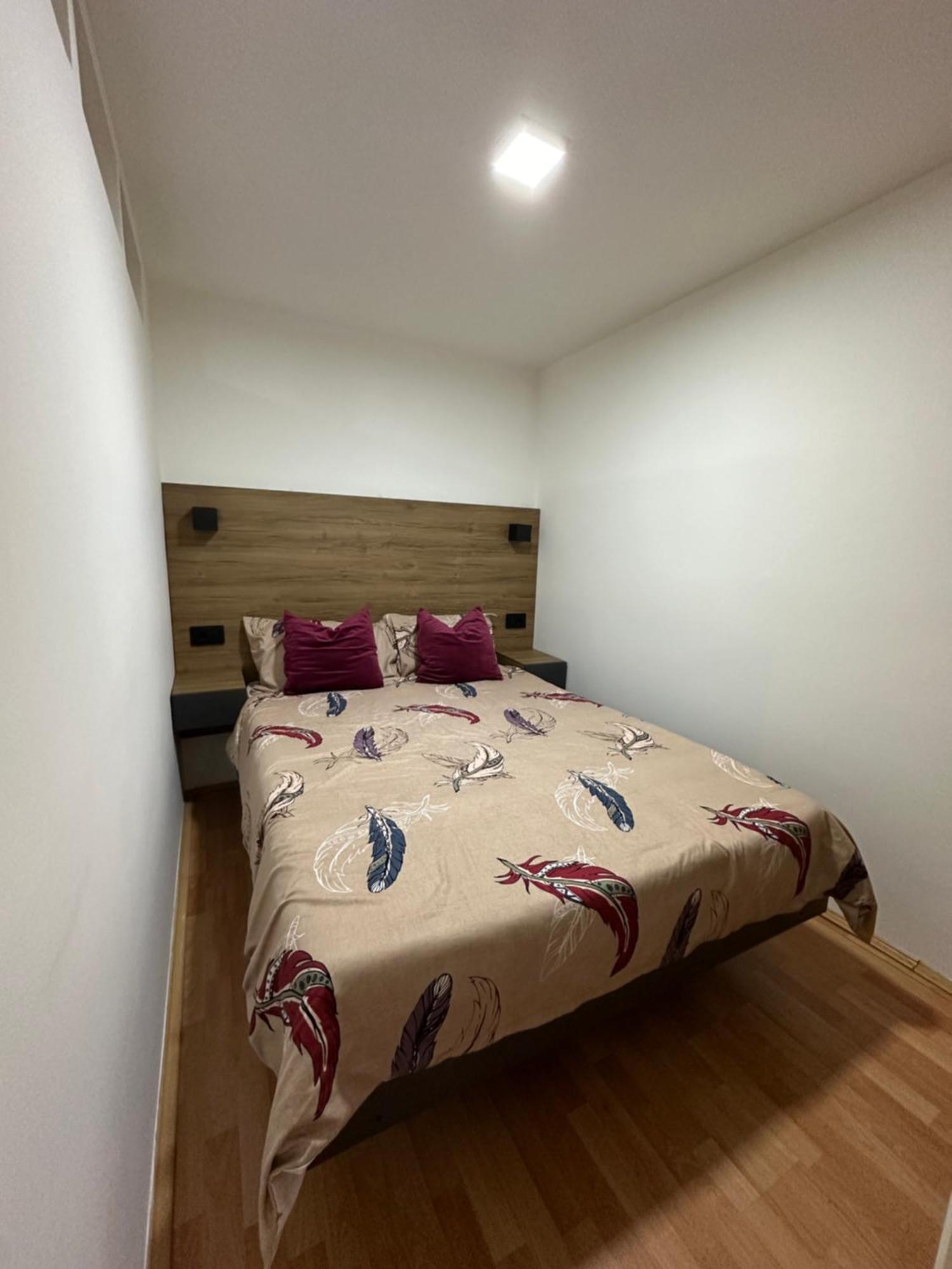 Carapan Apartment Krusevac Ngoại thất bức ảnh